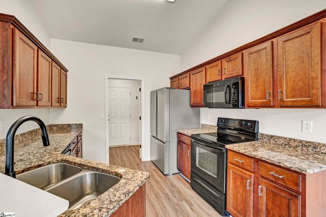 2 Somerville Court, Greenville, SC 29605