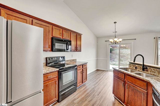 2 Somerville Court, Greenville, SC 29605