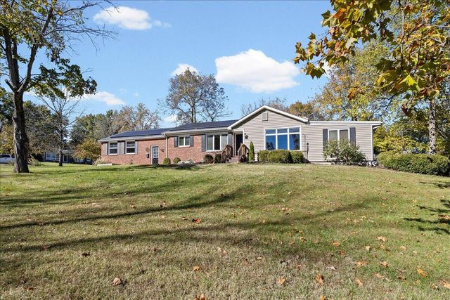 301 CROWN PT, Columbia, MO 65203