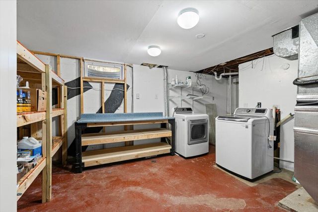 301 CROWN PT, Columbia, MO 65203