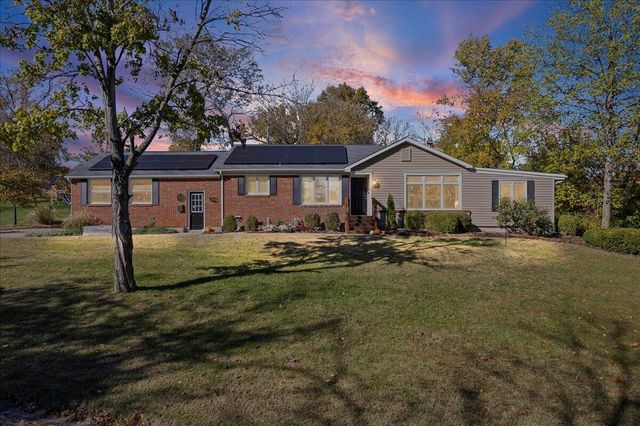 301 CROWN PT, Columbia, MO 65203