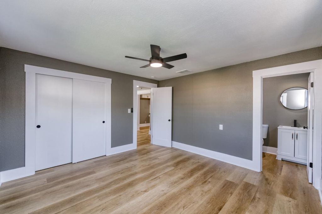 Image 18 of property listing at 627 E Mckinley Avenue, Fresno, CA 93728