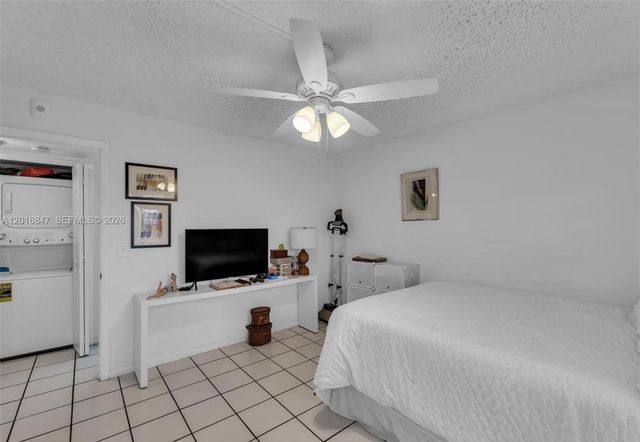 10451 Sunrise Lakes Blvd 205, Sunrise, FL 33322