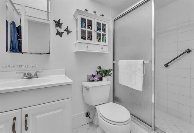 10451 Sunrise Lakes Blvd 205, Sunrise, FL 33322