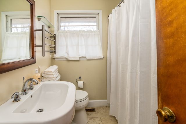 202 N 21st Street, Murphysboro, IL 62966