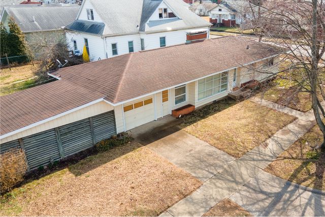 202 N 21st Street, Murphysboro, IL 62966