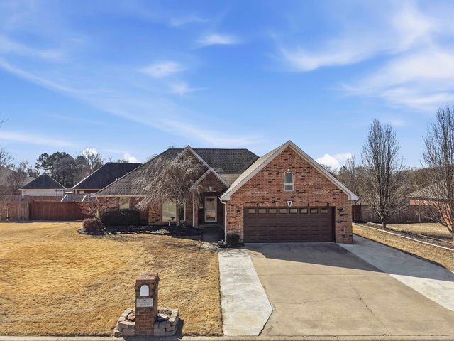 7 Palmer Court, Searcy, AR 72143