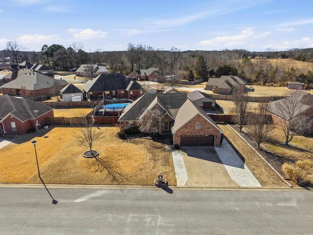 7 Palmer Court, Searcy, AR 72143