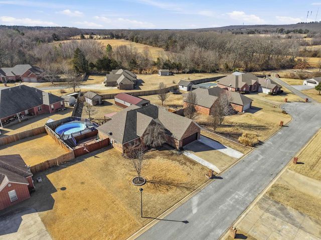 7 Palmer Court, Searcy, AR 72143