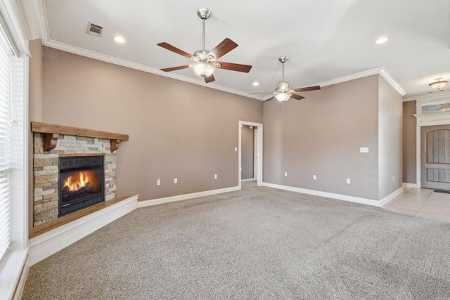 7 Palmer Court, Searcy, AR 72143