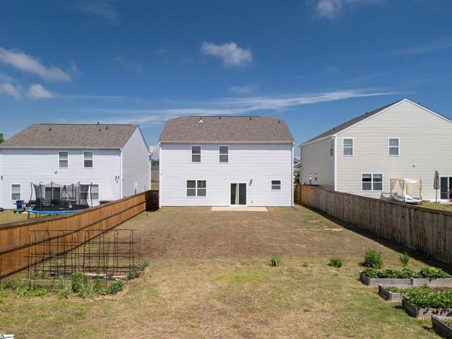 737 Rockhurst Way, Woodruff, SC 29388