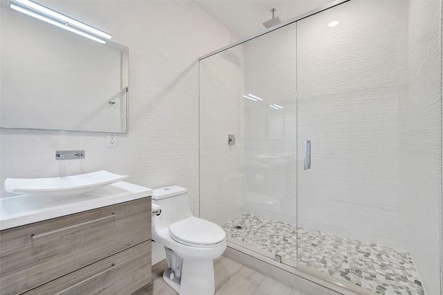 4369 NW 9th Street, Plantation, FL 33317