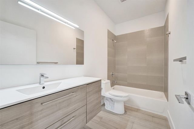 4369 NW 9th Street, Plantation, FL 33317