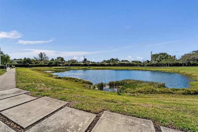 4369 NW 9th Street, Plantation, FL 33317