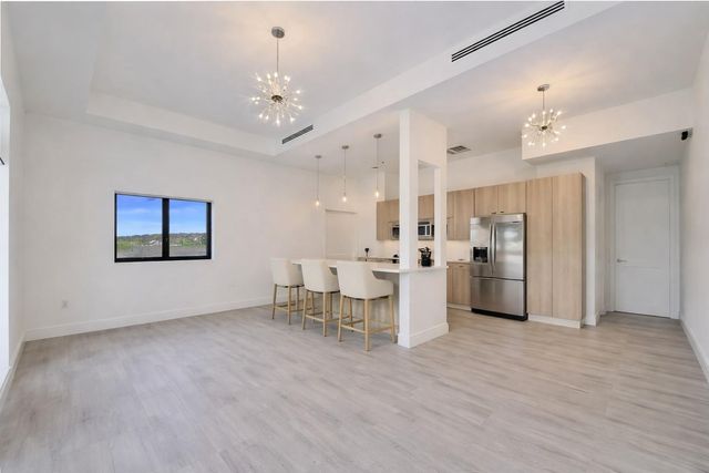 4369 NW 9th Street, Plantation, FL 33317