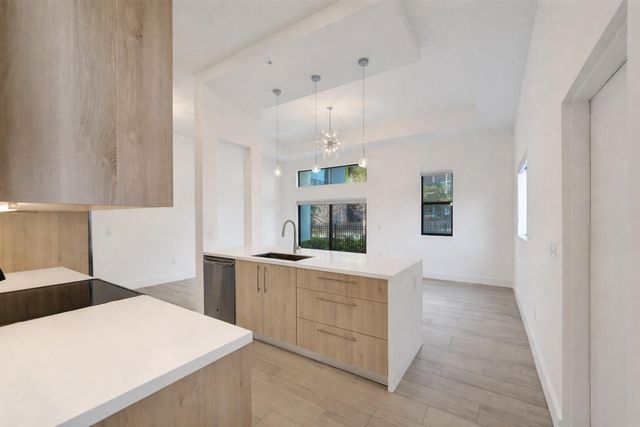 4369 NW 9th Street, Plantation, FL 33317