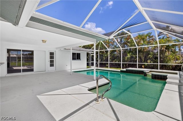 2601 SW 37th TER, Cape Coral, FL 33914