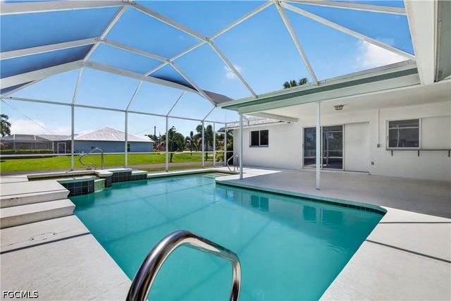 2601 SW 37th TER, Cape Coral, FL 33914
