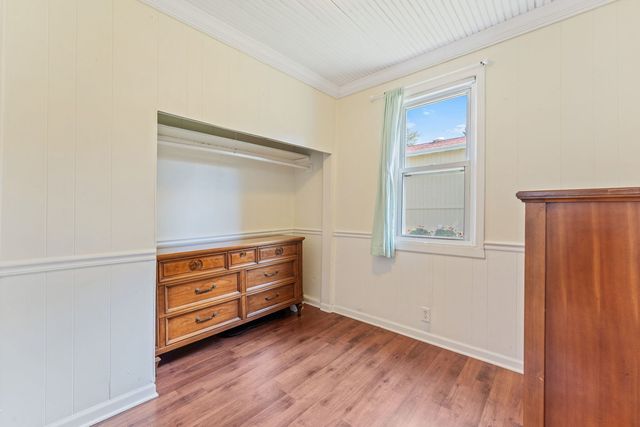 26177 W Lakeview Avenue, Ingleside, IL 60041