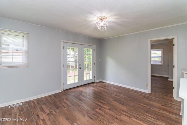 1209 Sycamore Road, Kinston, NC 28501