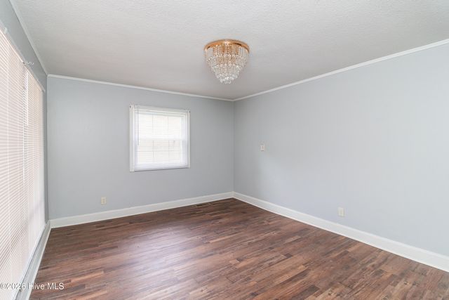 1209 Sycamore Road, Kinston, NC 28501