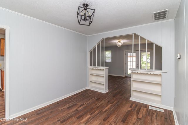 1209 Sycamore Road, Kinston, NC 28501
