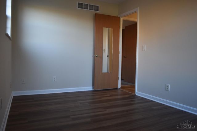 2953 Commodore Lane, Colerain Twp, OH 45251