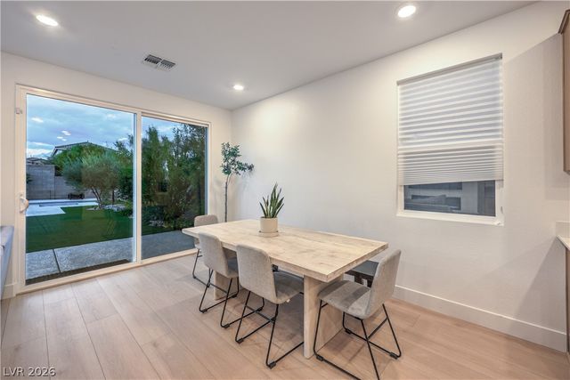 9748 Manchester Peak Avenue, Las Vegas, NV 89178