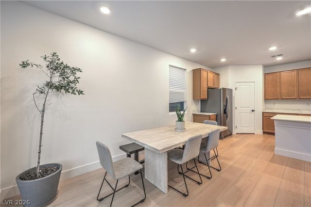 9748 Manchester Peak Avenue, Las Vegas, NV 89178