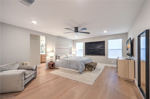 9748 Manchester Peak Avenue, Las Vegas, NV 89178