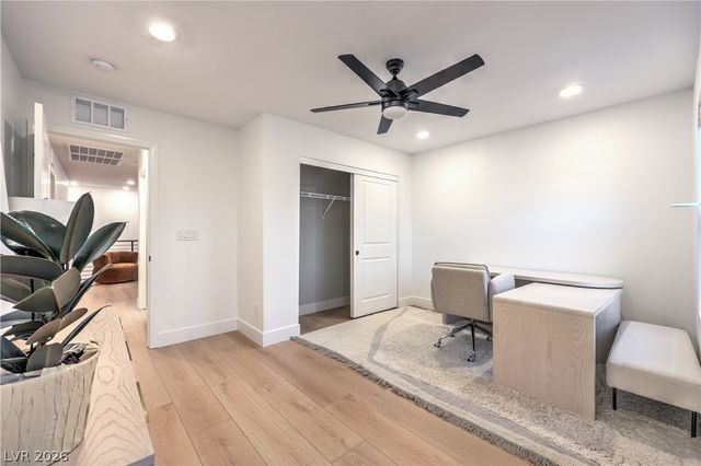 9748 Manchester Peak Avenue, Las Vegas, NV 89178