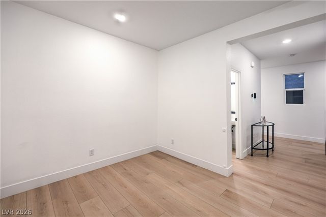 9748 Manchester Peak Avenue, Las Vegas, NV 89178