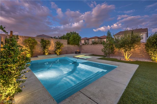 9748 Manchester Peak Avenue, Las Vegas, NV 89178