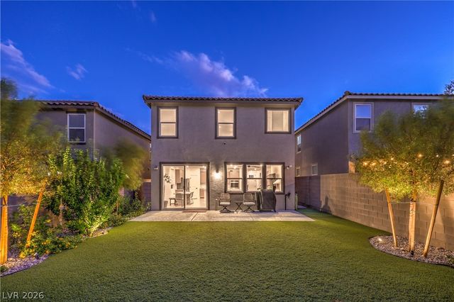 9748 Manchester Peak Avenue, Las Vegas, NV 89178