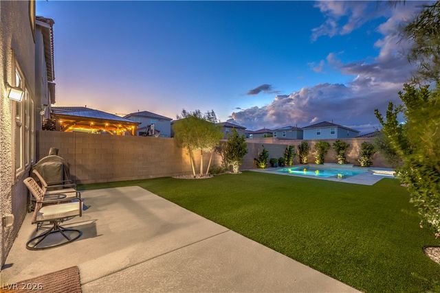 9748 Manchester Peak Avenue, Las Vegas, NV 89178