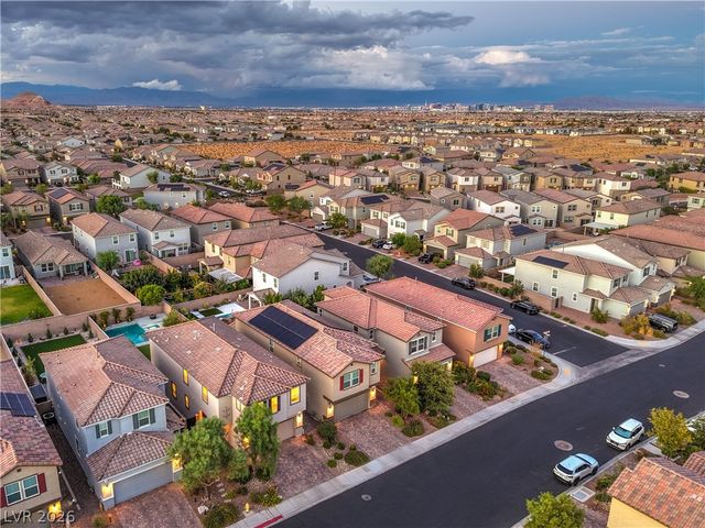 9748 Manchester Peak Avenue, Las Vegas, NV 89178
