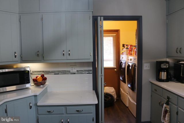 228 MEADOW RIDGE DR, Petersburg, WV 26847