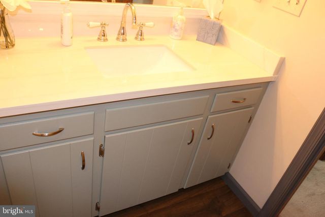 228 MEADOW RIDGE DR, Petersburg, WV 26847