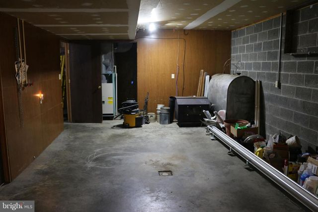 228 MEADOW RIDGE DR, Petersburg, WV 26847