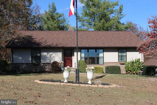 228 MEADOW RIDGE DR, Petersburg, WV 26847