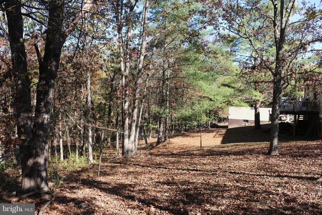 228 MEADOW RIDGE DR, Petersburg, WV 26847