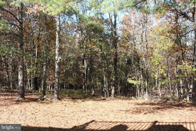 228 MEADOW RIDGE DR, Petersburg, WV 26847