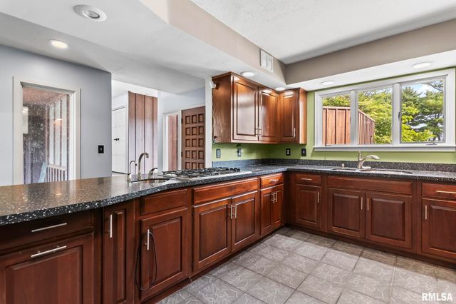 16969 PEORIA Street, Athens, IL 62613