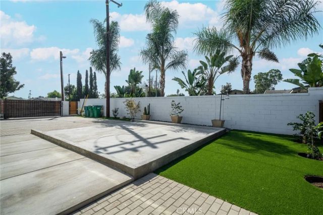 1476 Kenneth, Tustin, CA 92780