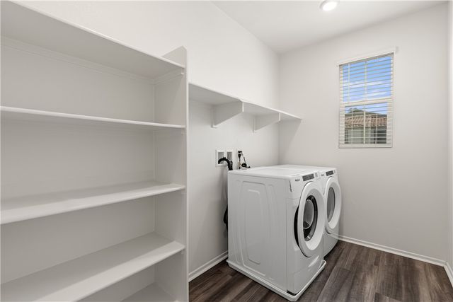 895 Brookdale Drive, Vista, CA 92081