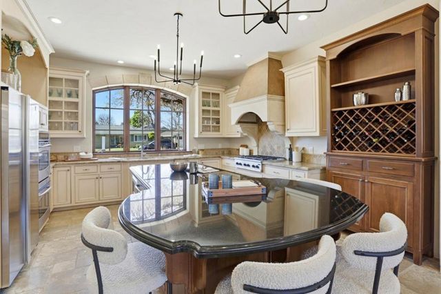 2540 Marsha Way, San Jose, CA 95125