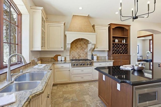 2540 Marsha Way, San Jose, CA 95125