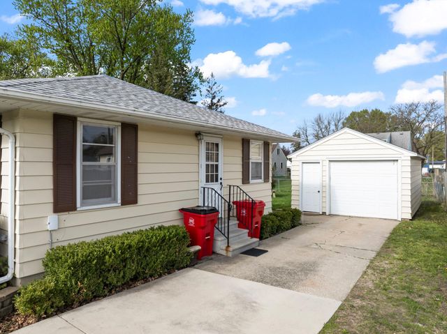 1402 7th Street SE, Austin, MN 55912