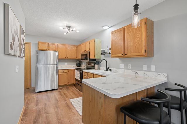 5955 Wedgewood Lane N 66, Plymouth, MN 55446