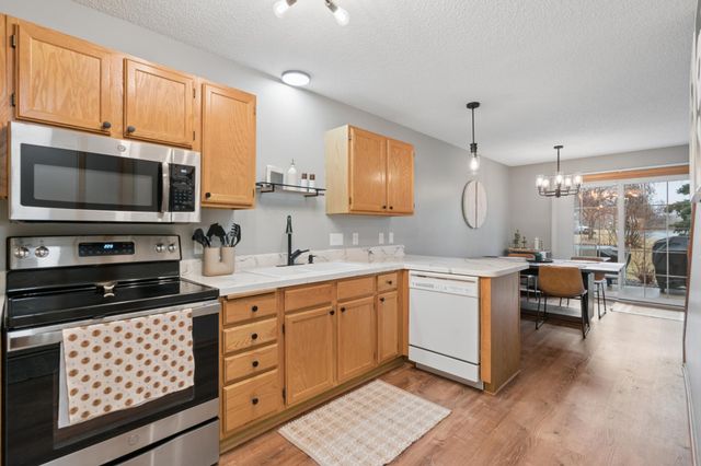 5955 Wedgewood Lane N 66, Plymouth, MN 55446